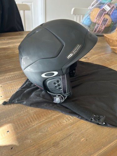 Nuovo casco neve oakley - casco,